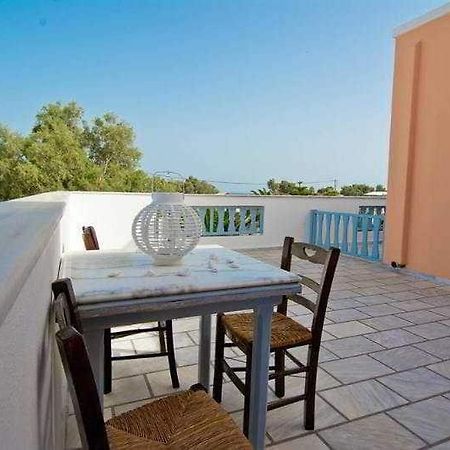 Jojo Beach Hotel & Bar Agios Georgios  Buitenkant foto